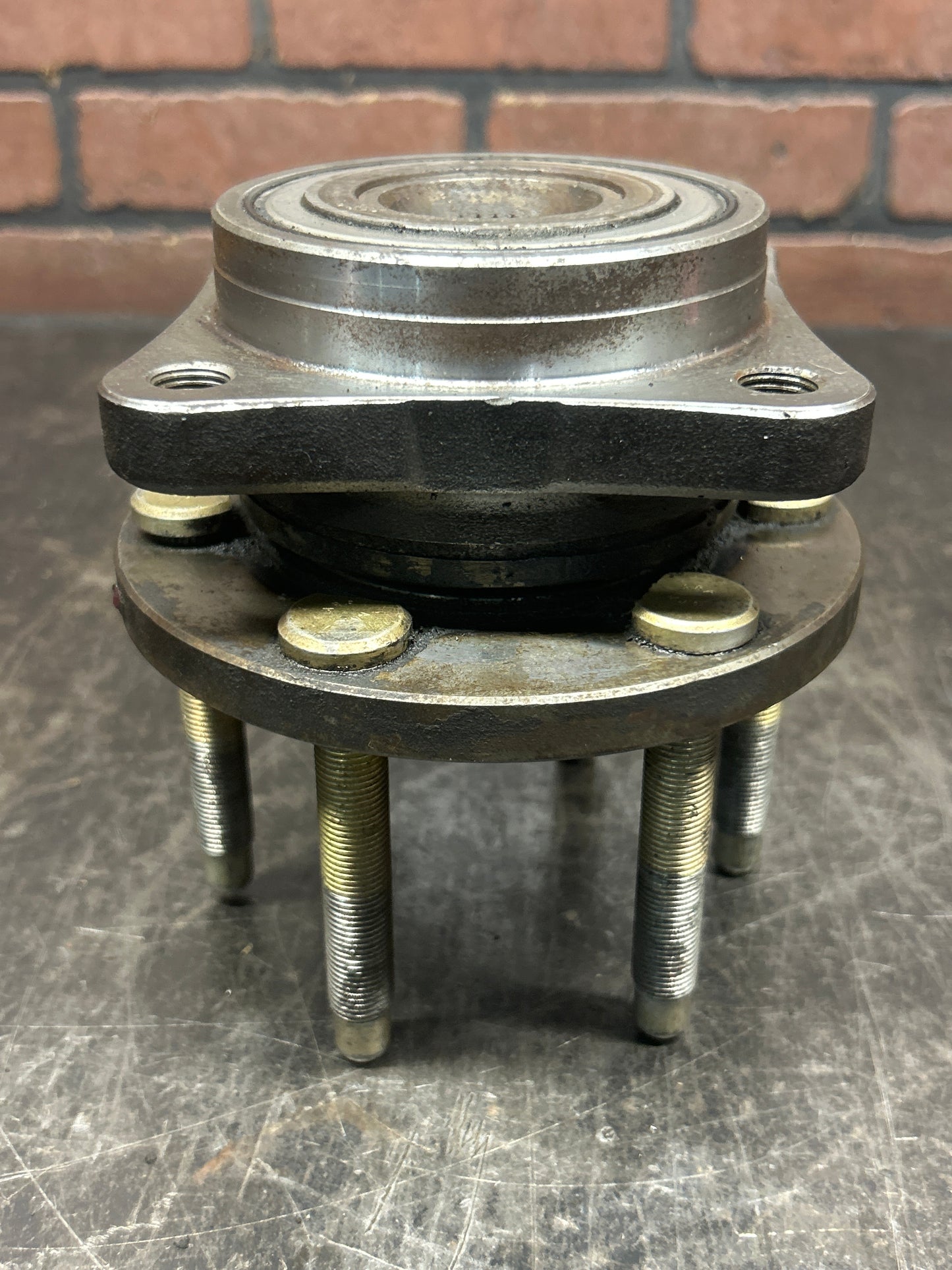 1992-2017 SRT Dodge Viper Gen 1 - 5 Rear Wheel Hub/Bearings/Studs 4848716 OEM