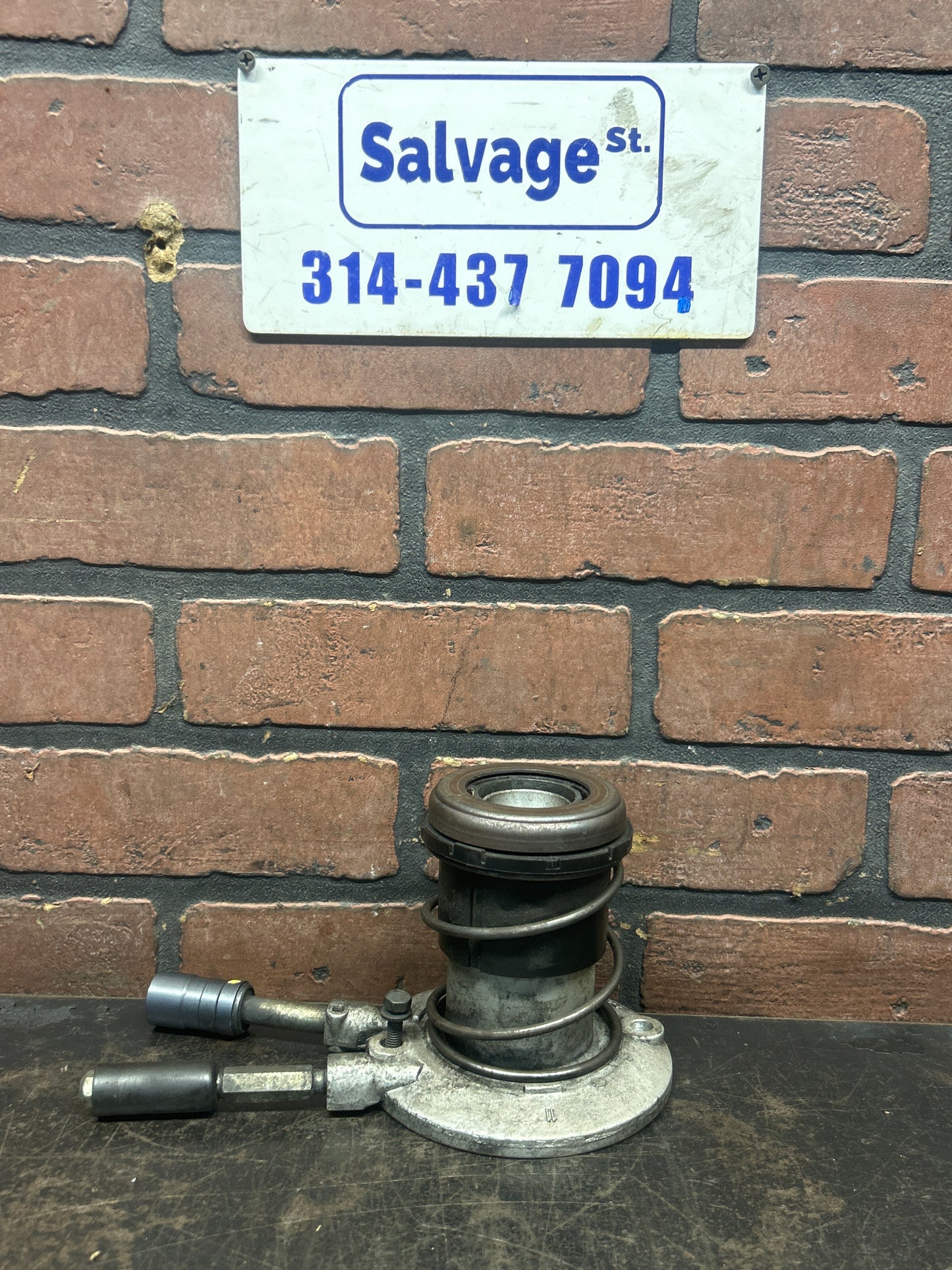 1992-2010 Dodge CHRYSLER OEM  Viper-Clutch Slave Cylinder 5037357AB