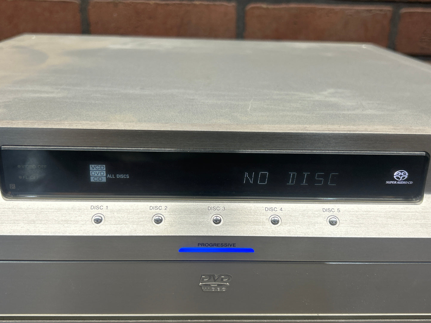 Sony DVP-NC555ES 5 Disc DVD/CD Player Silver 24w 120v 60hz Used Good Condition