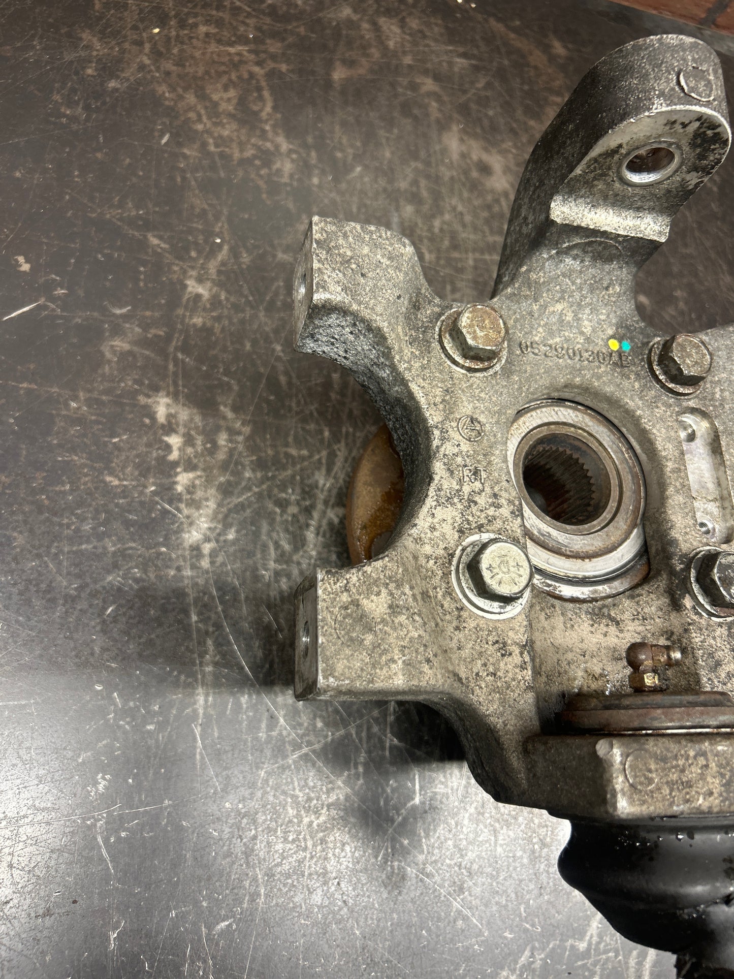 03-10 Dodge Viper Gen 3&4 Right Spindle Knuckle W/HUB OEM Dodge Viper 5290130AA