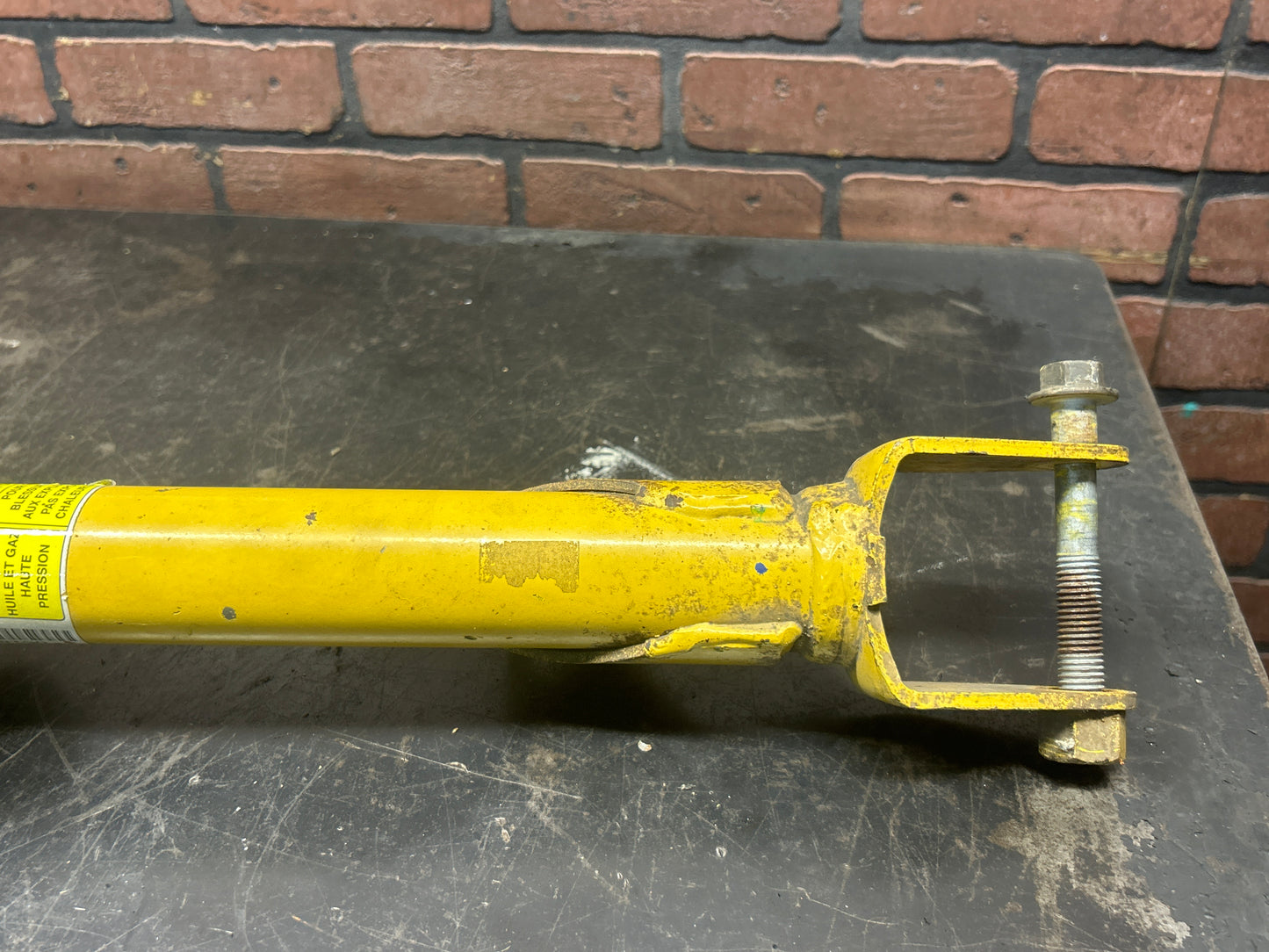 11-23 Dodge Challenger Charger Bilstein OEM Left Front Strut & Spring 5181350AG