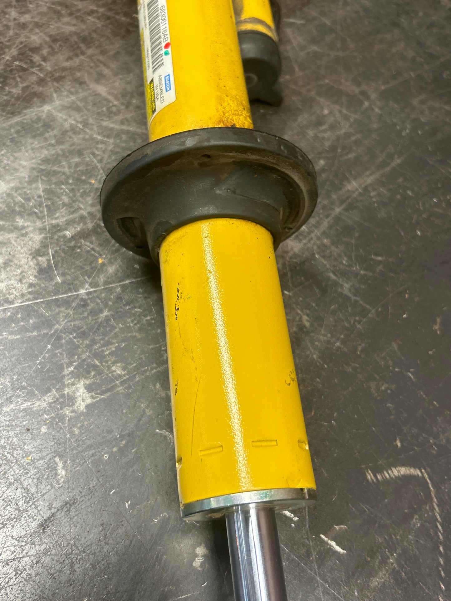 2018-2022 Dodge Durango SRT Front Right Shock Absorbers Struts Active Damping