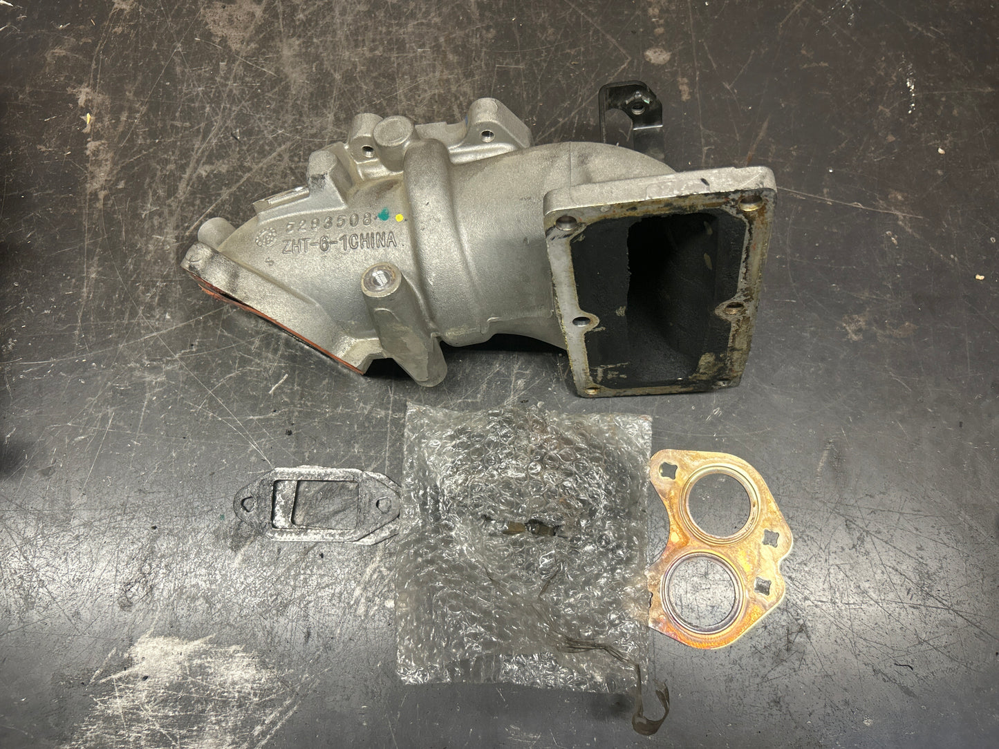 10-18 Dodge Ram 2500-3500 Diesel 6.7L EGR Emissions Kit Throttle Body Air Horn