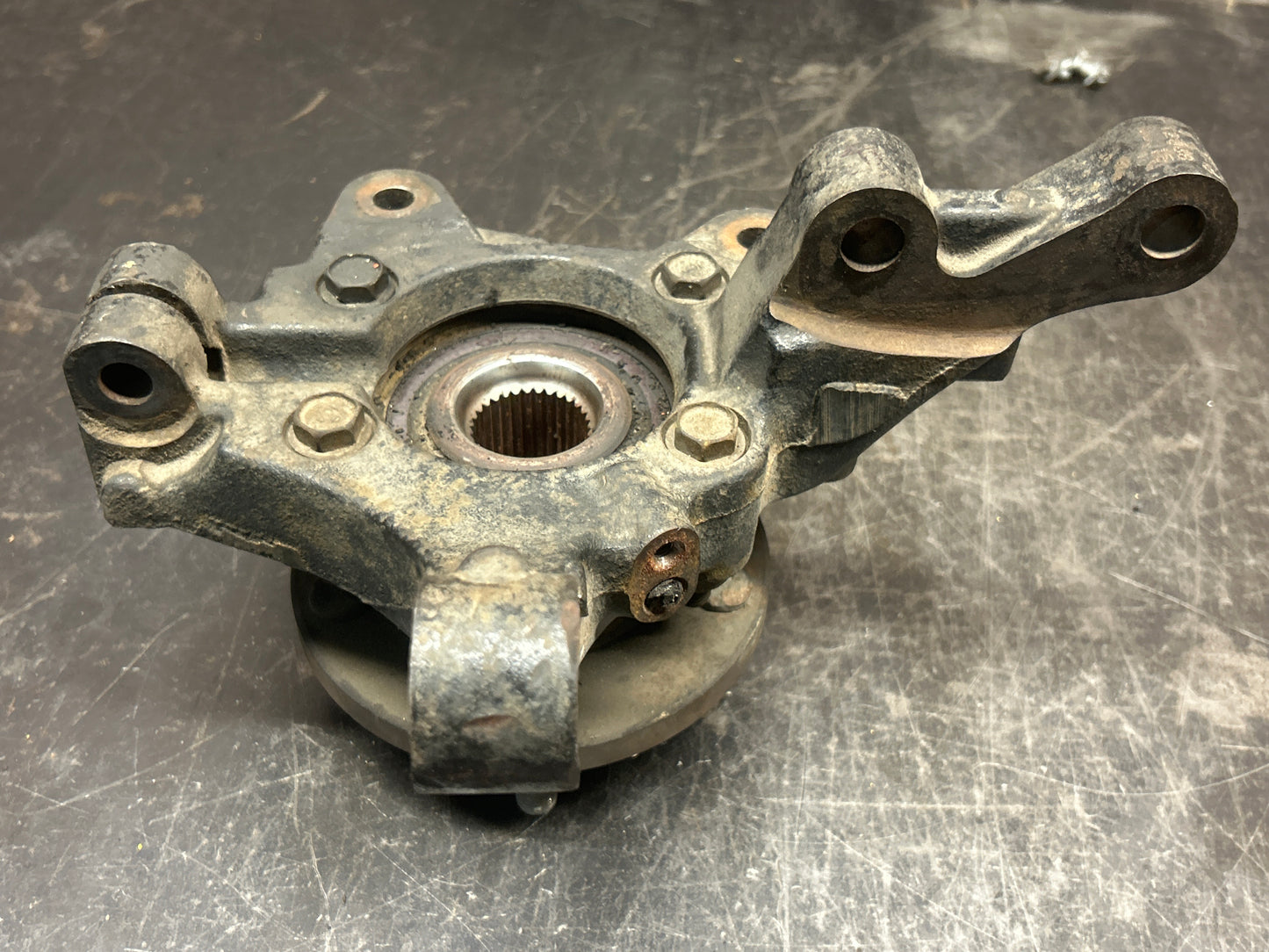 2007-2012 Dodge Caliber/Jeep Patriot/Compass Front Right Spindle 5085702AJ