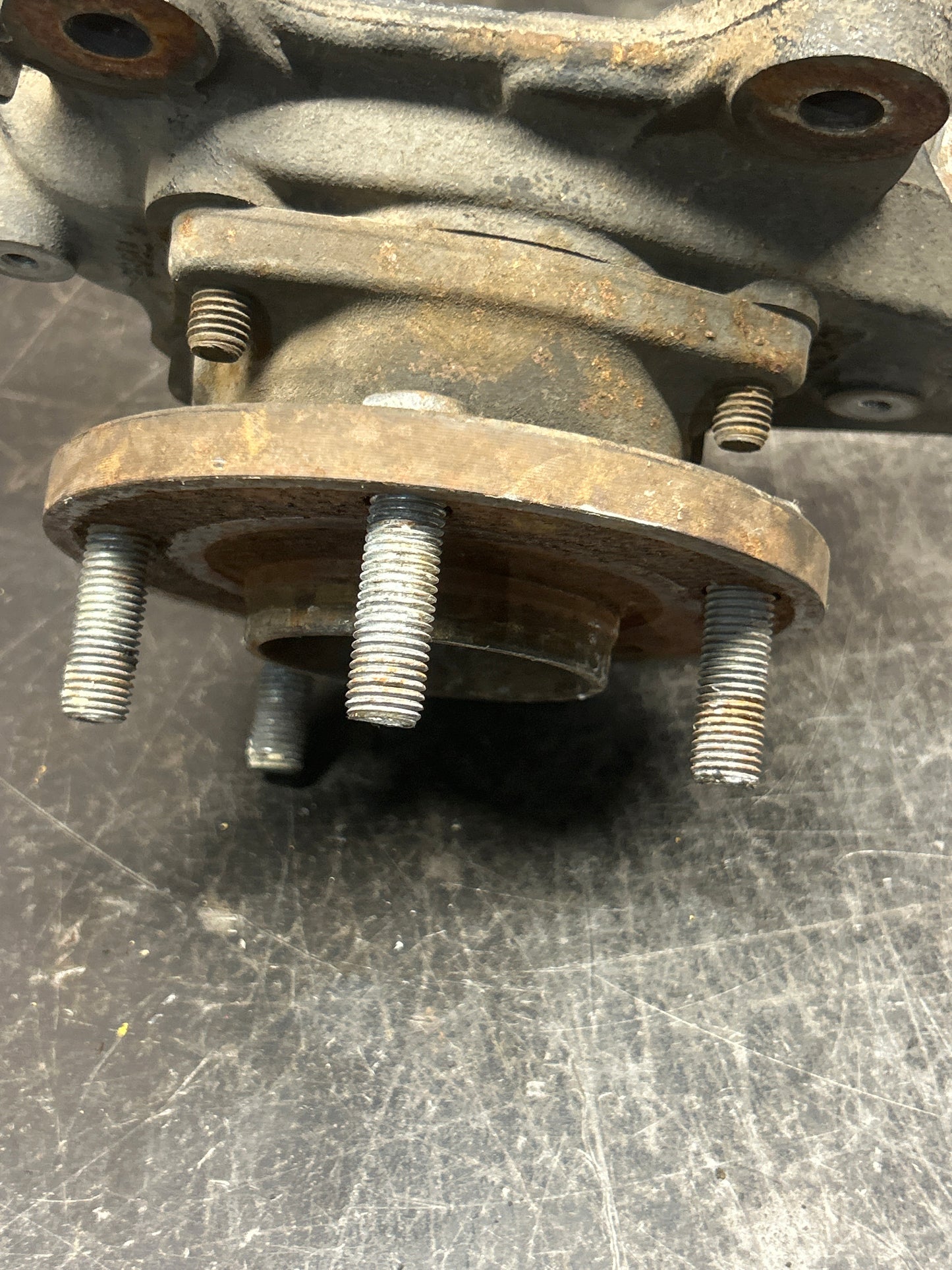 2007-2012 Dodge Caliber/Jeep Patriot/Compass Front Right Spindle 5085702AJ
