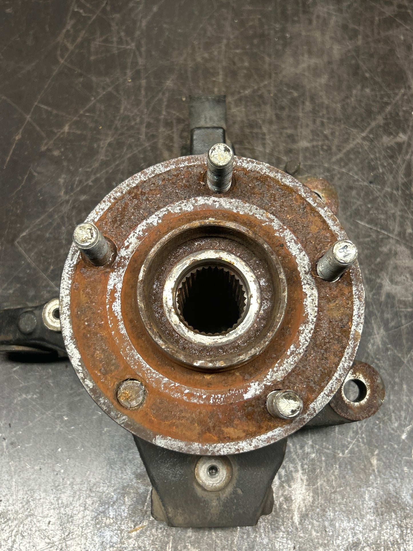 2007-2012 Dodge Caliber/Jeep Patriot/Compass Front Right Spindle 5085702AJ