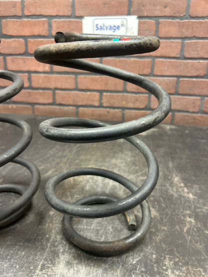 2005-2010 JEEP GRAND CHEROKEE WK1 REAR LEFT & RIGHT COIL SPRINGS OEM 52089821AD