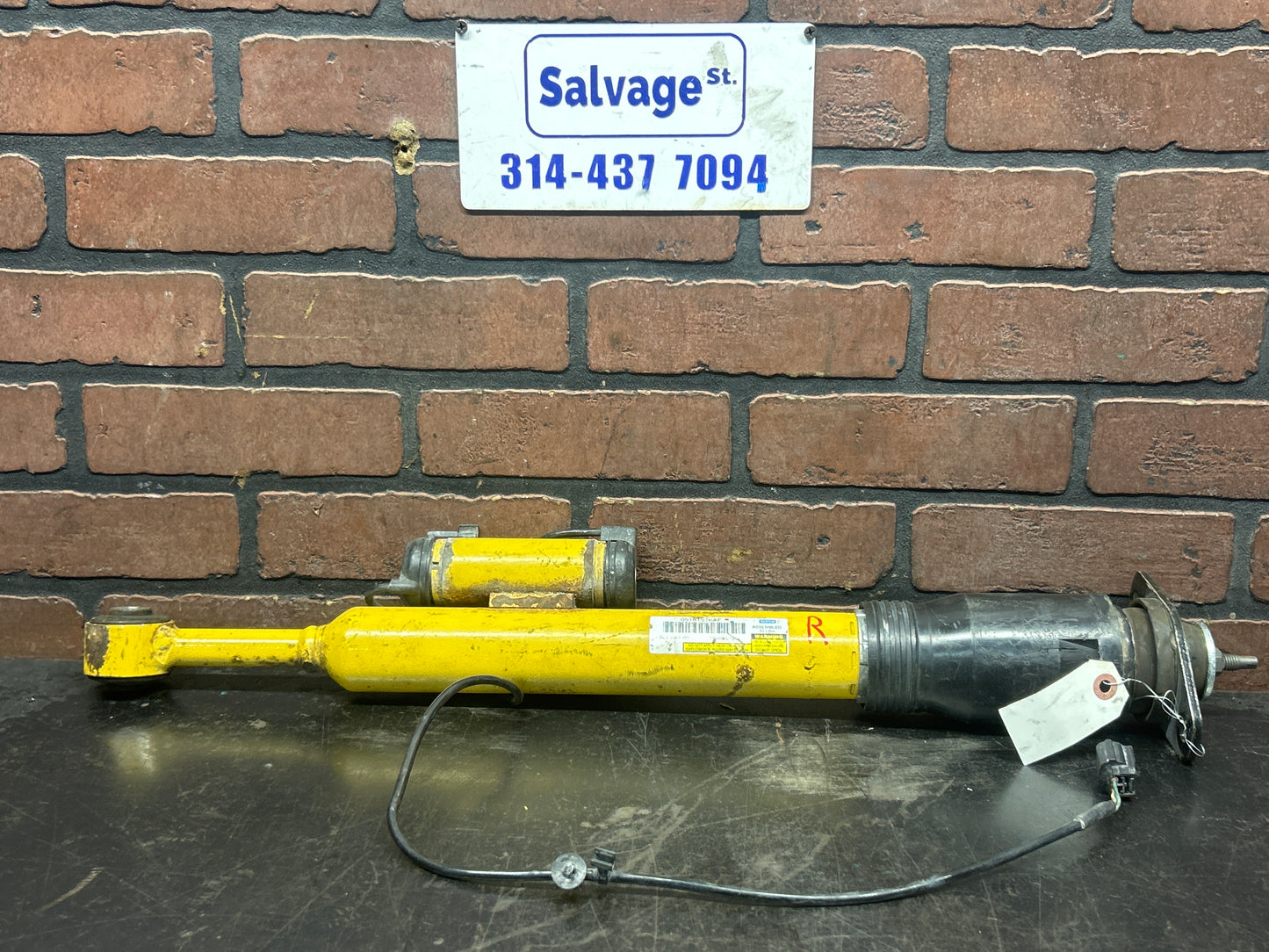 2013-2022 Dodge Challenger SRT Rear Right Active Damping Shock Absorber OEM