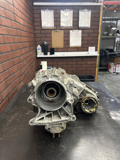 2014-2021 JEEP GRAND CHEROKEE SRT8 6.1L TRANSFER CASE 4X4 AWD OEM