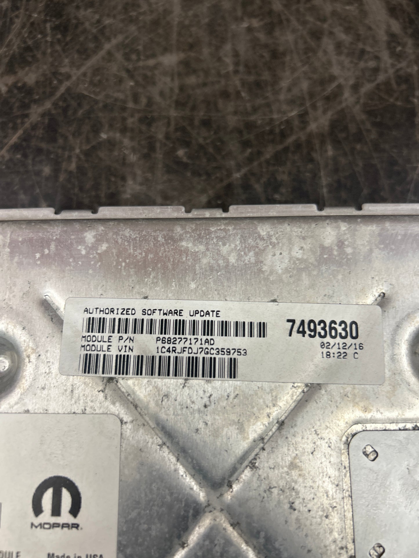 2016 Jeep Grand Cherokee SRT PCM ECU BCM Pedal Ignition Hub Receiver Package OEM
