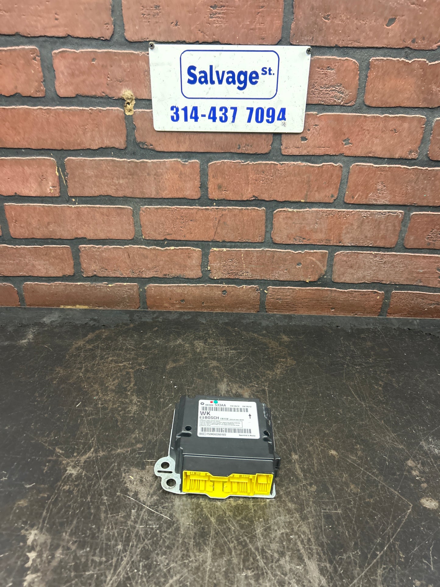 2016 Jeep Grand Cherokee OEM Occupant Restraint Control Module 68309533AA