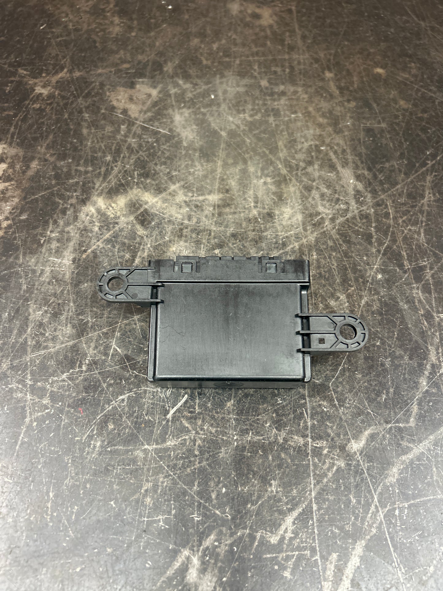 2016 Jeep Grand Cherokee WK Parking Assist Control Module 68254090AE OEM