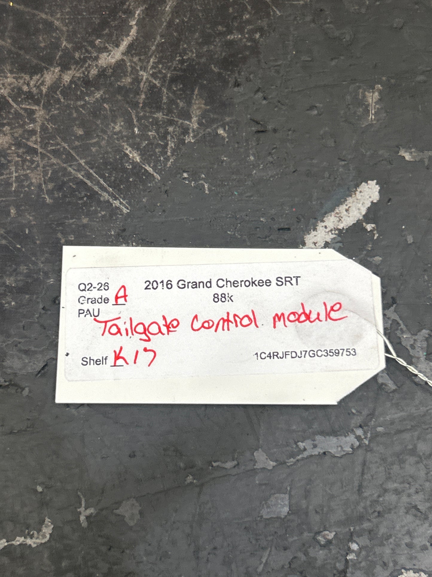 2016-2019 Grand Cherokee Durango Power Liftgate Control Module 68140669AE OEM