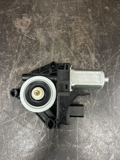 2014-2023 JEEP CHEROKEE FRONT RIGHT DOOR WINDOW REGULATOR MOTOR OEM