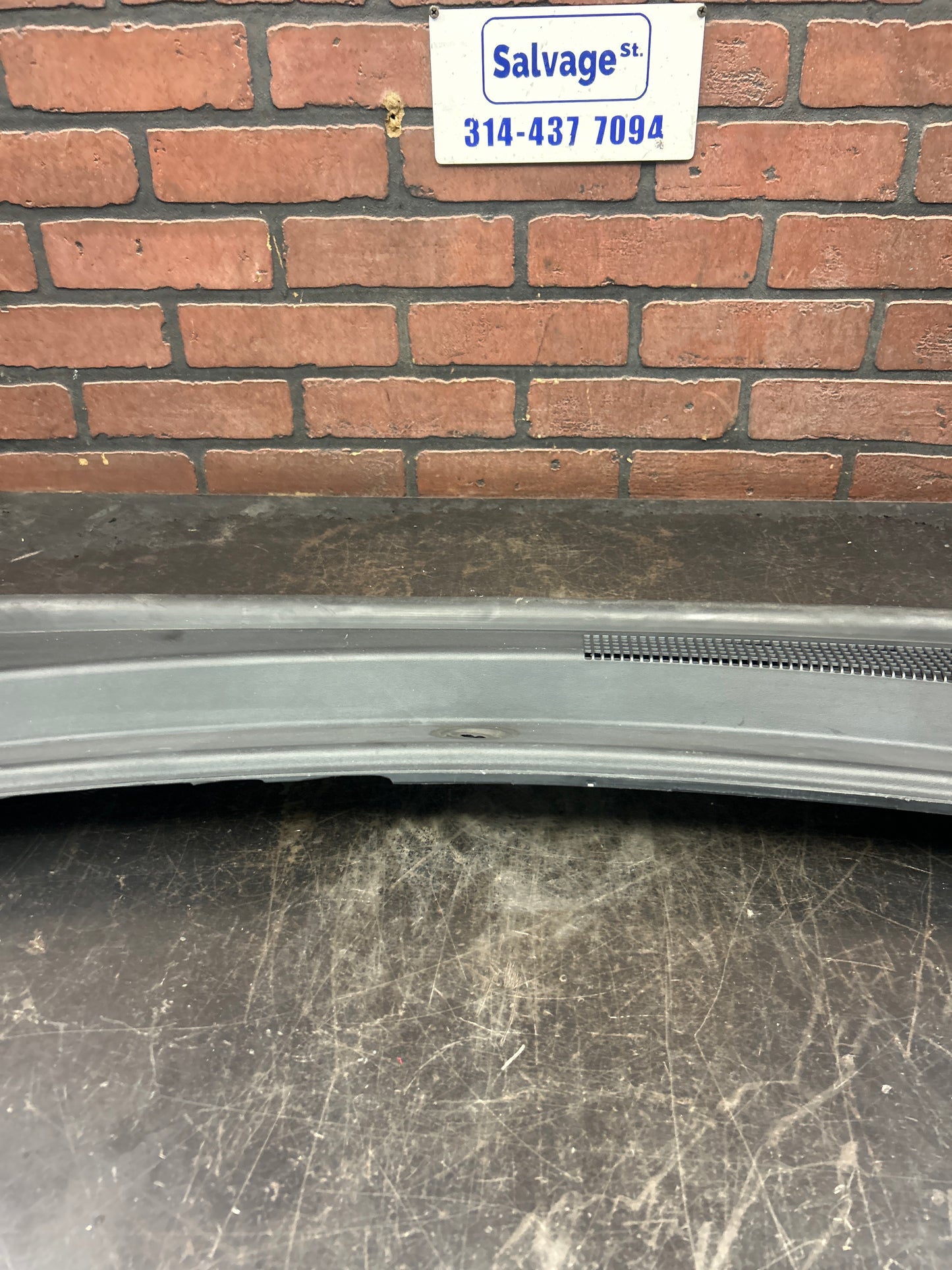 2016-2021 Jeep Grand Cherokee Front Windshield Cowl Vent Defroster Grille Panel