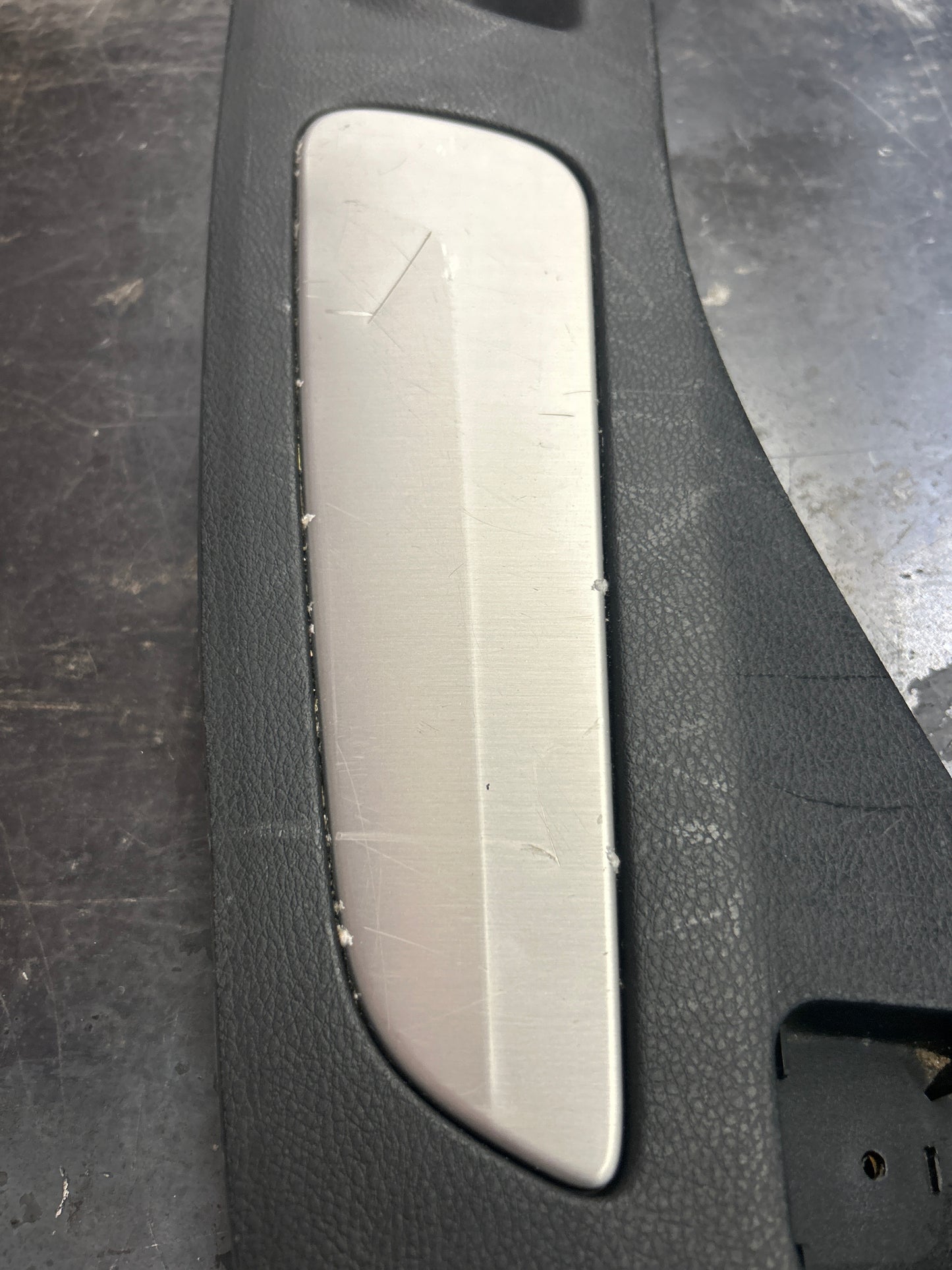 2011-2021 Jeep Grand Cherokee Limited Trunk Sill Scuff Kick Plate Trim Panel