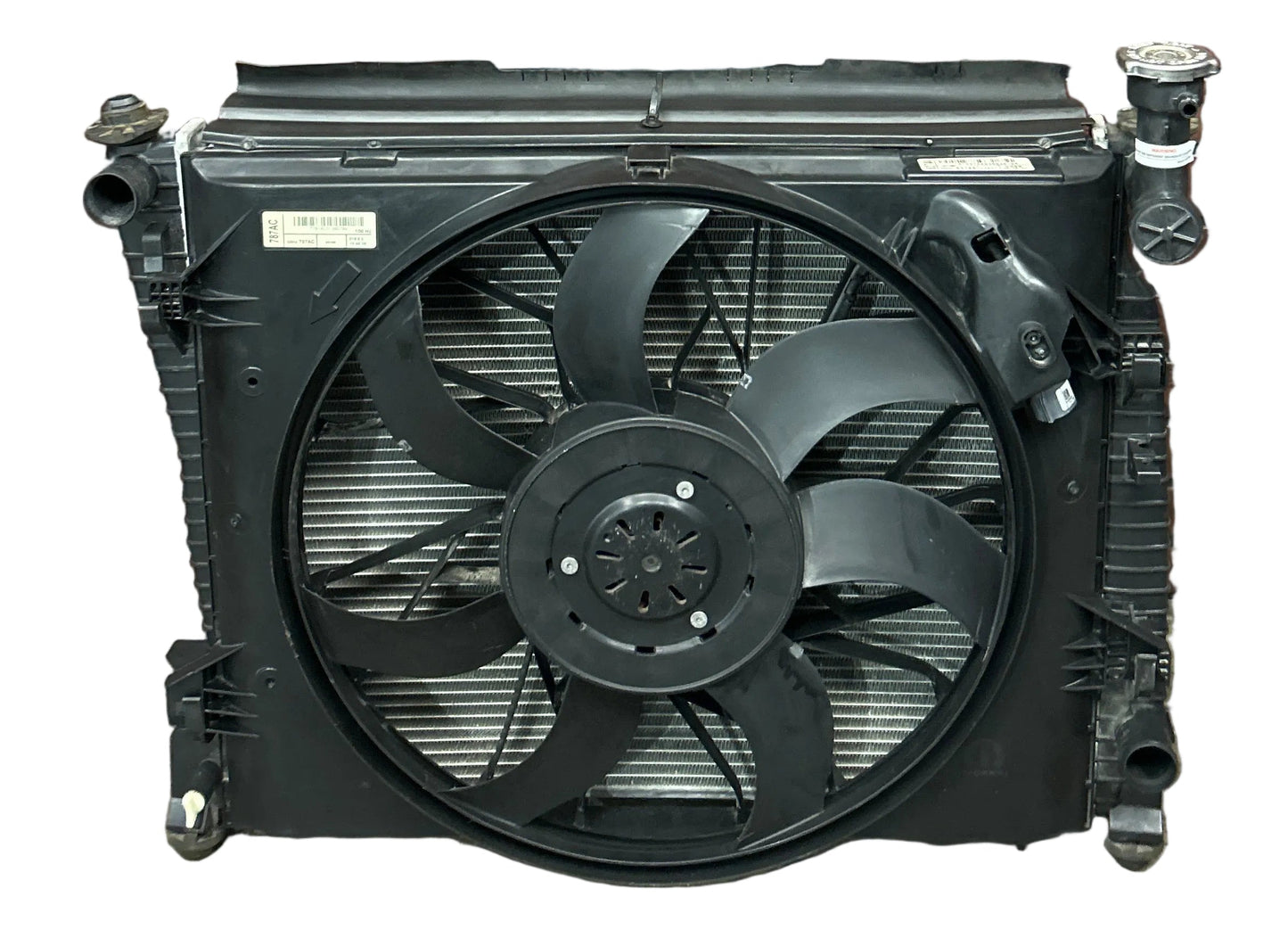 2011-2024 Jeep Grand Cherokee Radiator Cooling Fan Assembly 52014787AB