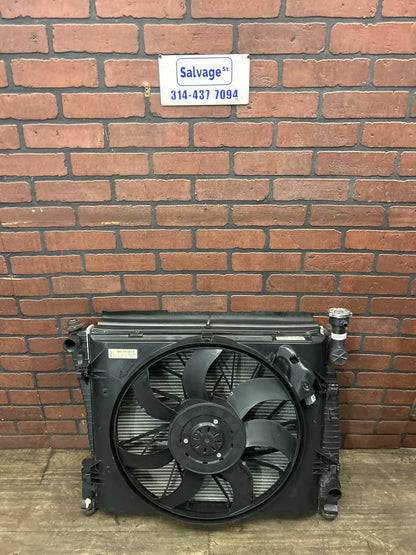 2011-2024 Jeep Grand Cherokee Radiator Cooling Fan Assembly 52014787AB