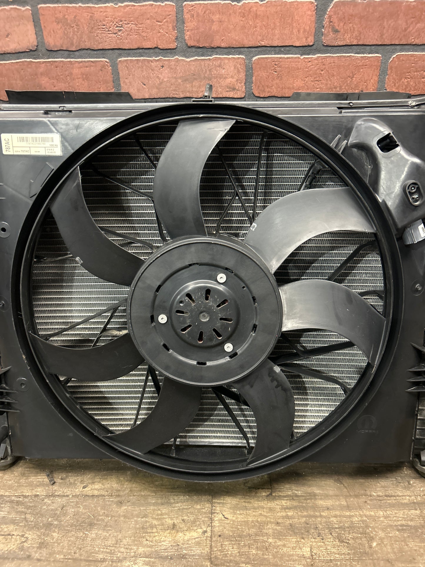 2011-2024 Jeep Grand Cherokee Radiator Cooling Fan Assembly 52014787AB