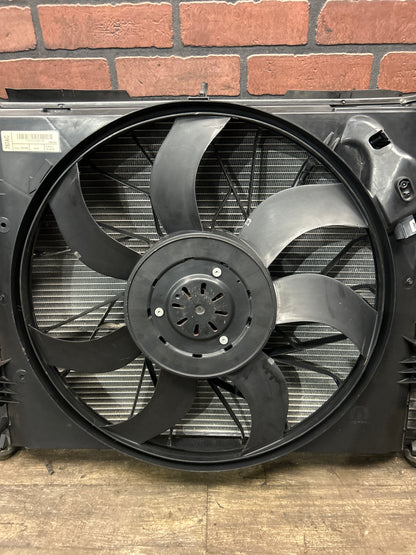 2011-2024 Jeep Grand Cherokee Radiator Cooling Fan Assembly 52014787AB