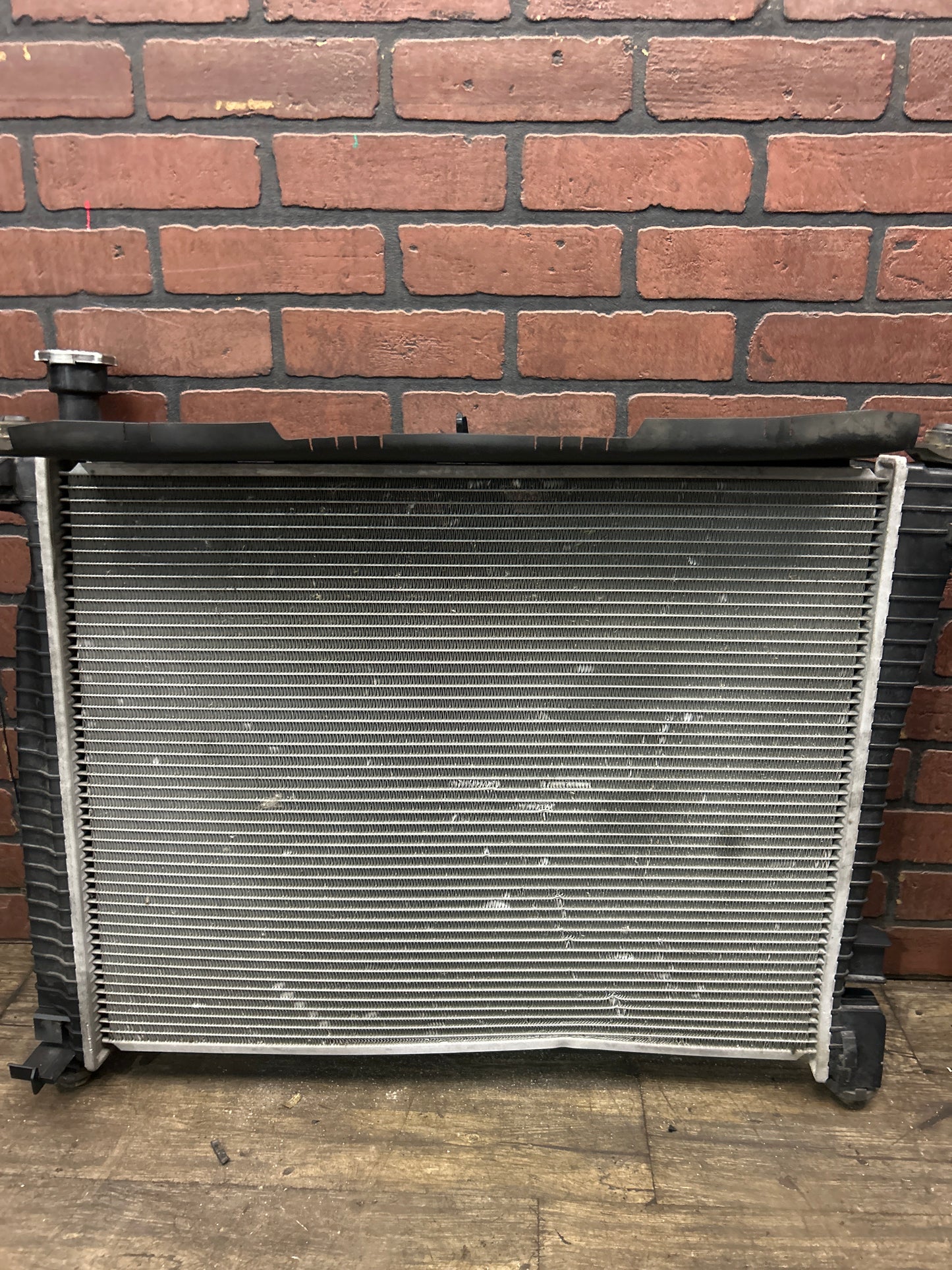 2011-2024 Jeep Grand Cherokee Radiator Cooling Fan Assembly 52014787AB