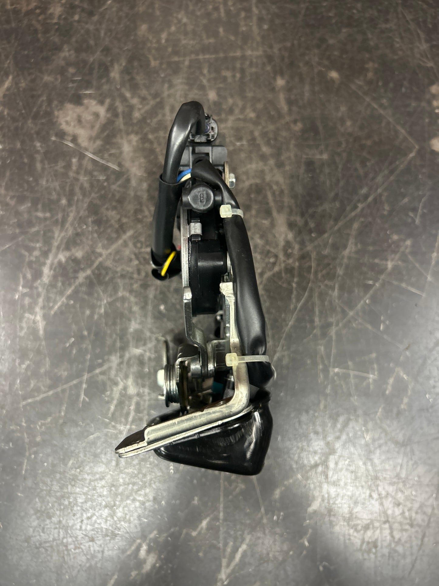 2011-2019 Jeep Grand Cherokee Trunk Tailgate Liftgate Latch Lock Actuator OEM