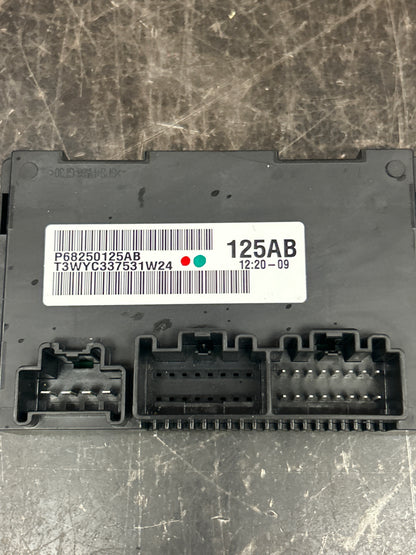 2016-2017 Jeep Grand Cherokee Transfer Case Control Module OEM 68250125AB