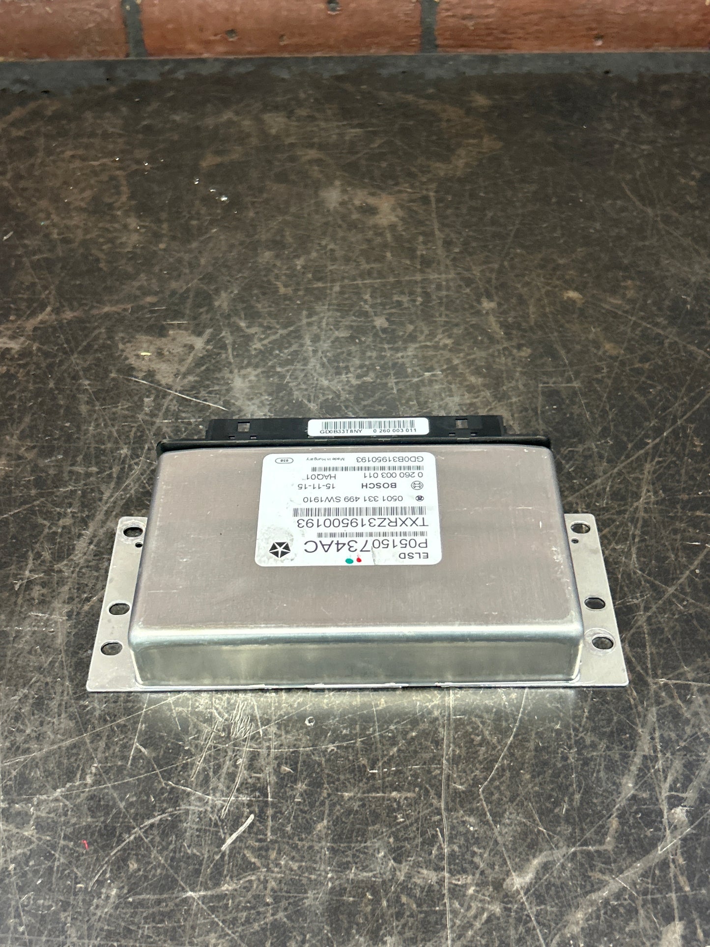 2014-2018 Jeep Grand Cherokee Limited Slip Differential Module OEM 05150734AC