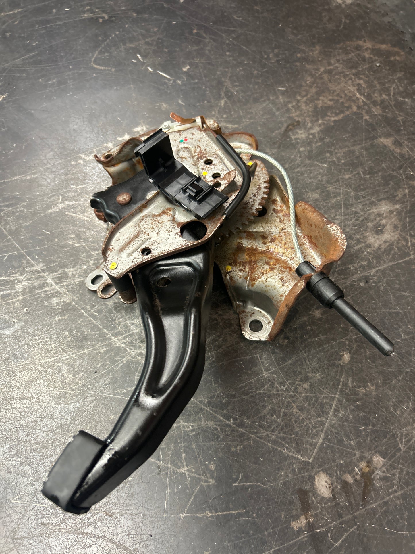 2011-2021 Jeep Grand Cherokee Emergency Parking Brake Release Pedal OEM