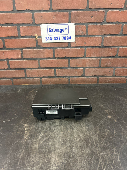 OEM 2016-2017 Jeep Grand Cherokee Overland 5.7 6.4 TIPM Fuse Box Control Module