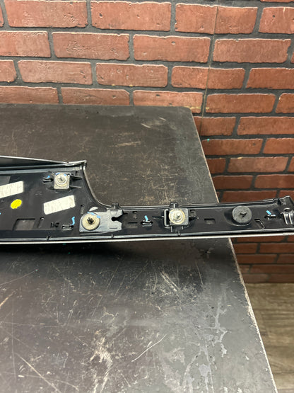 2014-2021 JEEP GRAND CHEROKEE LIFTGATE MOLDING TRIM PANEL W/ CAMERA OEM