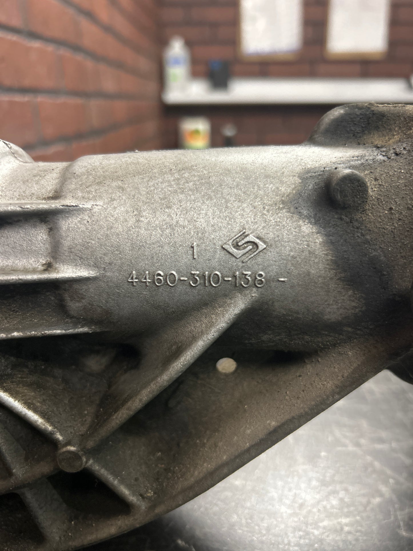 2016-2017 JEEP GRAND CHEROKEE SRT 6.4L OEM FRONT DIFFERENTIAL 3.70 68251558AA