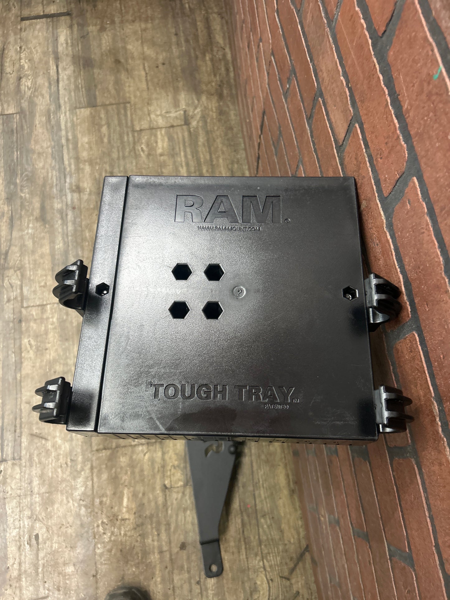 RAM Mount Locking Tough-Tray Universal Mount RAM-VB-195-SW1