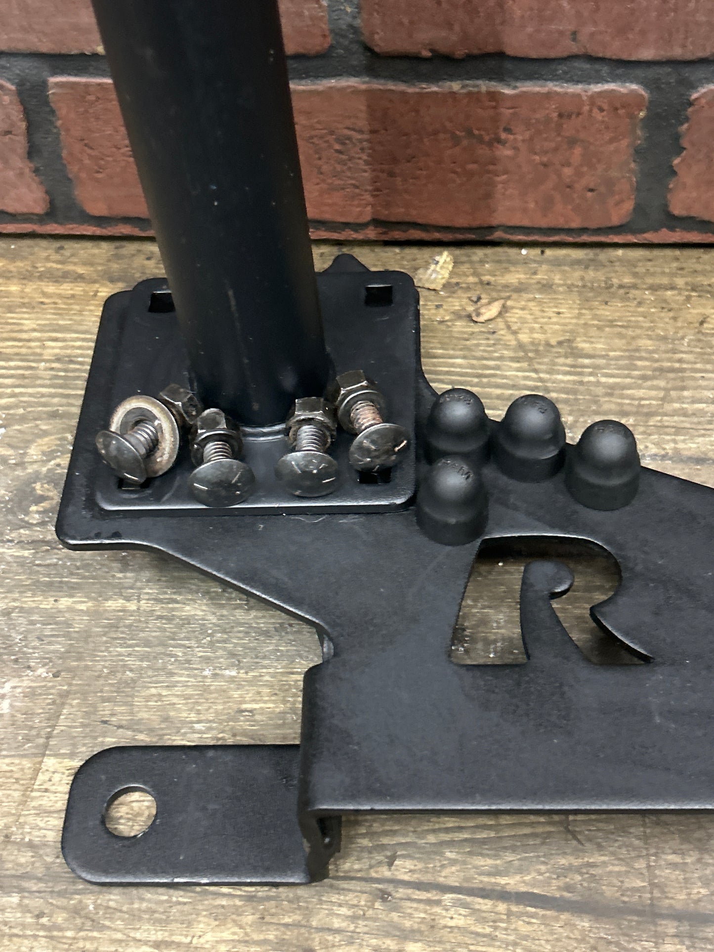 RAM Mount Locking Tough-Tray Universal Mount RAM-VB-195-SW1