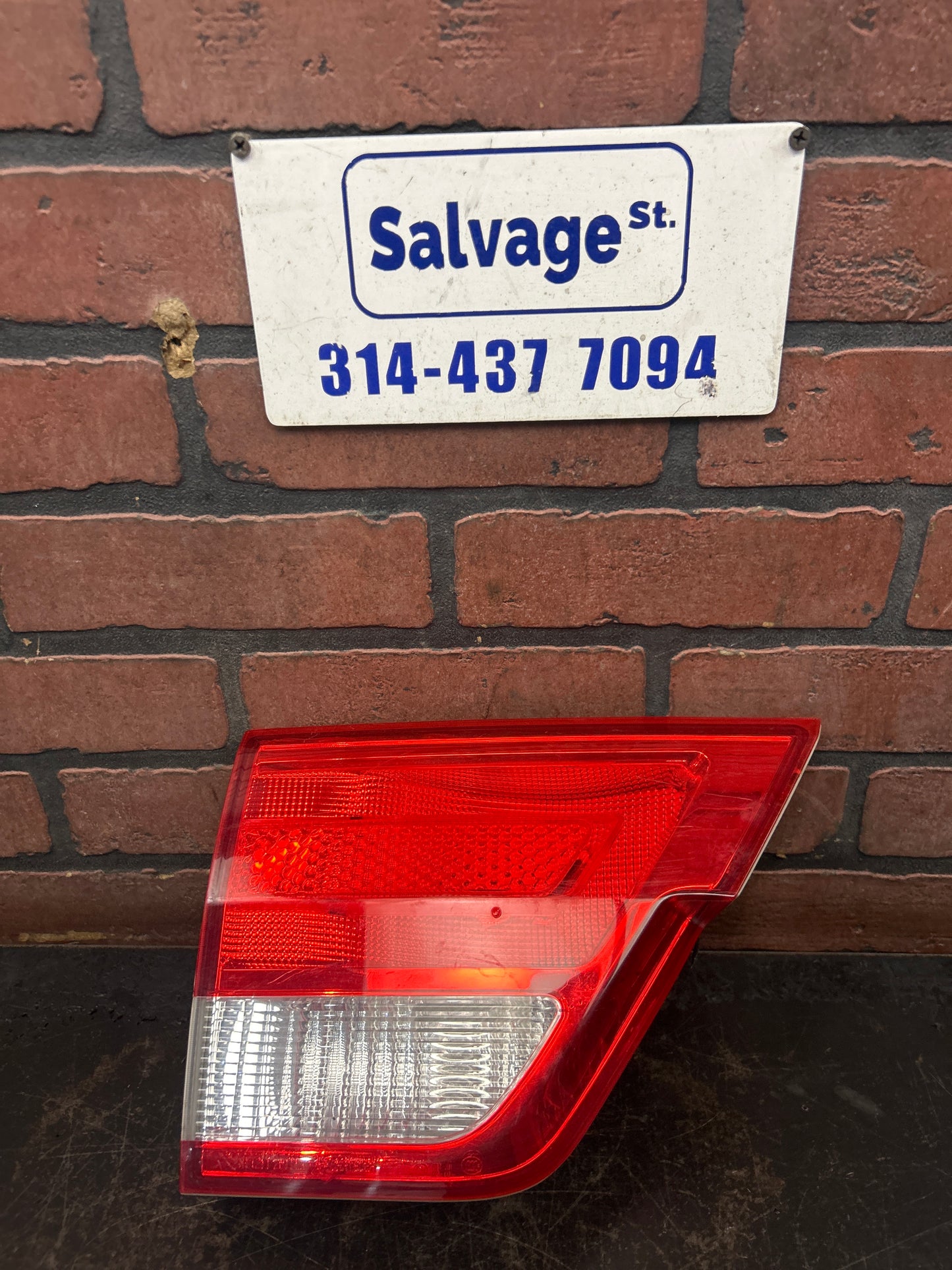 2018-2022 Jeep Grand Cherokee Driver Left Side Tail light Mopar OEM 57010275AF