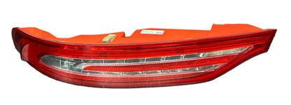2015-2019 LINCOLN MKC REAR RIGHT PASSENGER SIDE TAIL LIGHT TAIL LAMP OEM