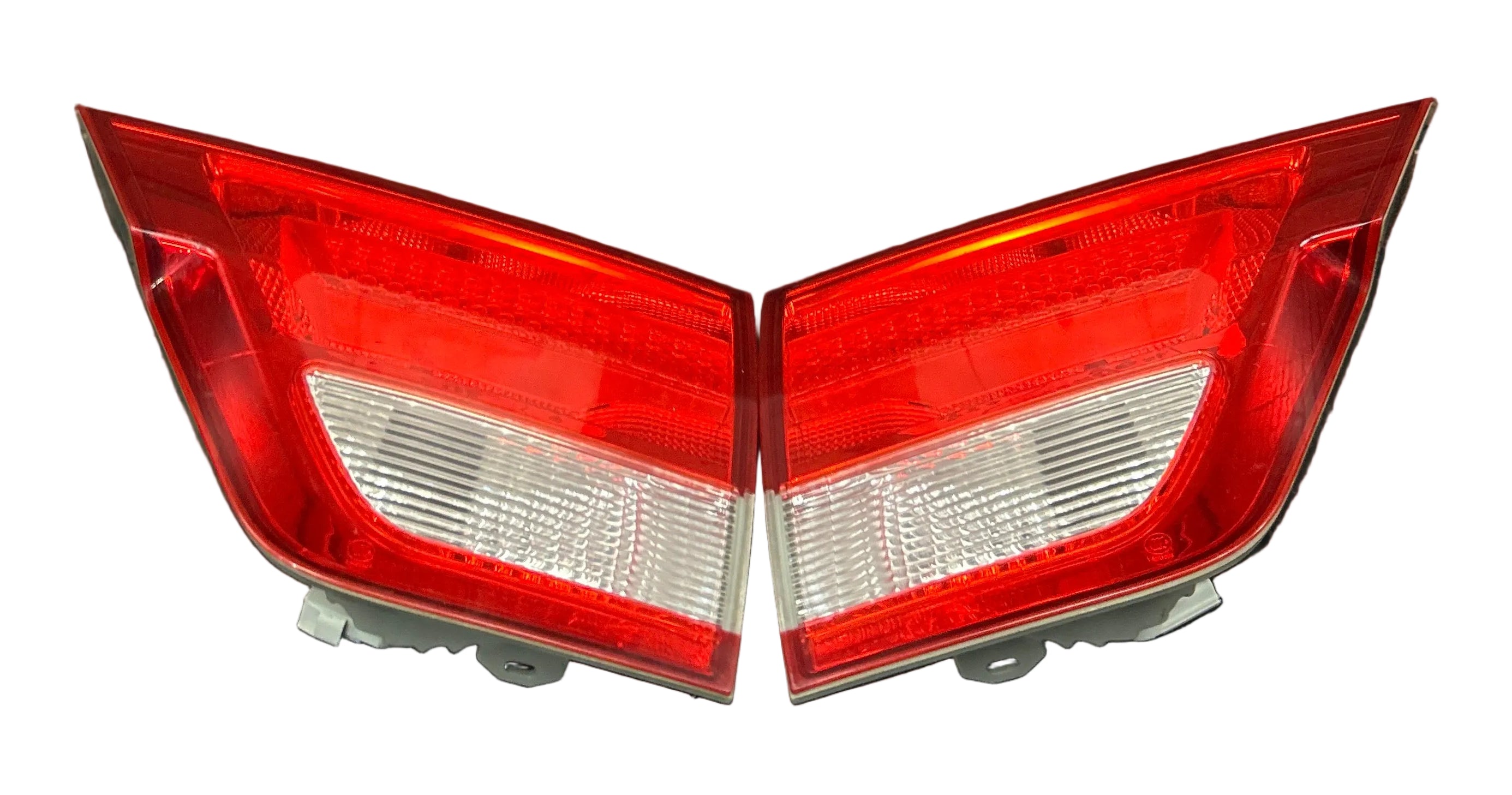 2011-2013 JEEP GRAND CHEROKEE LEFT RIGHT SIDE INNER TAIL LIGHT SET PAIR OEM