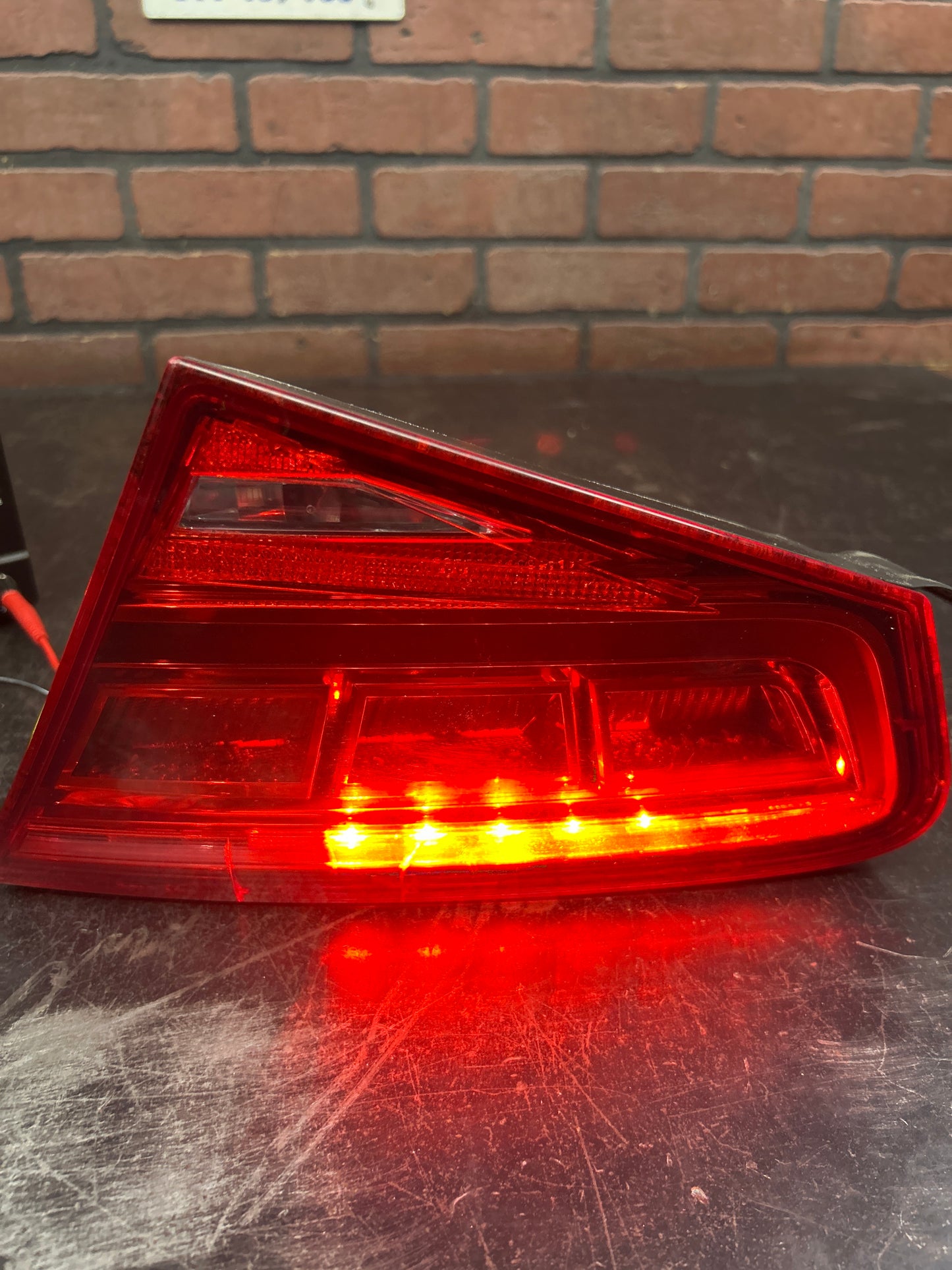 2011-2014 AUDI A8 L REAR LEFT RIGHT INNER TAILLIGHT TAIL LIGHT LAMP SET OEM