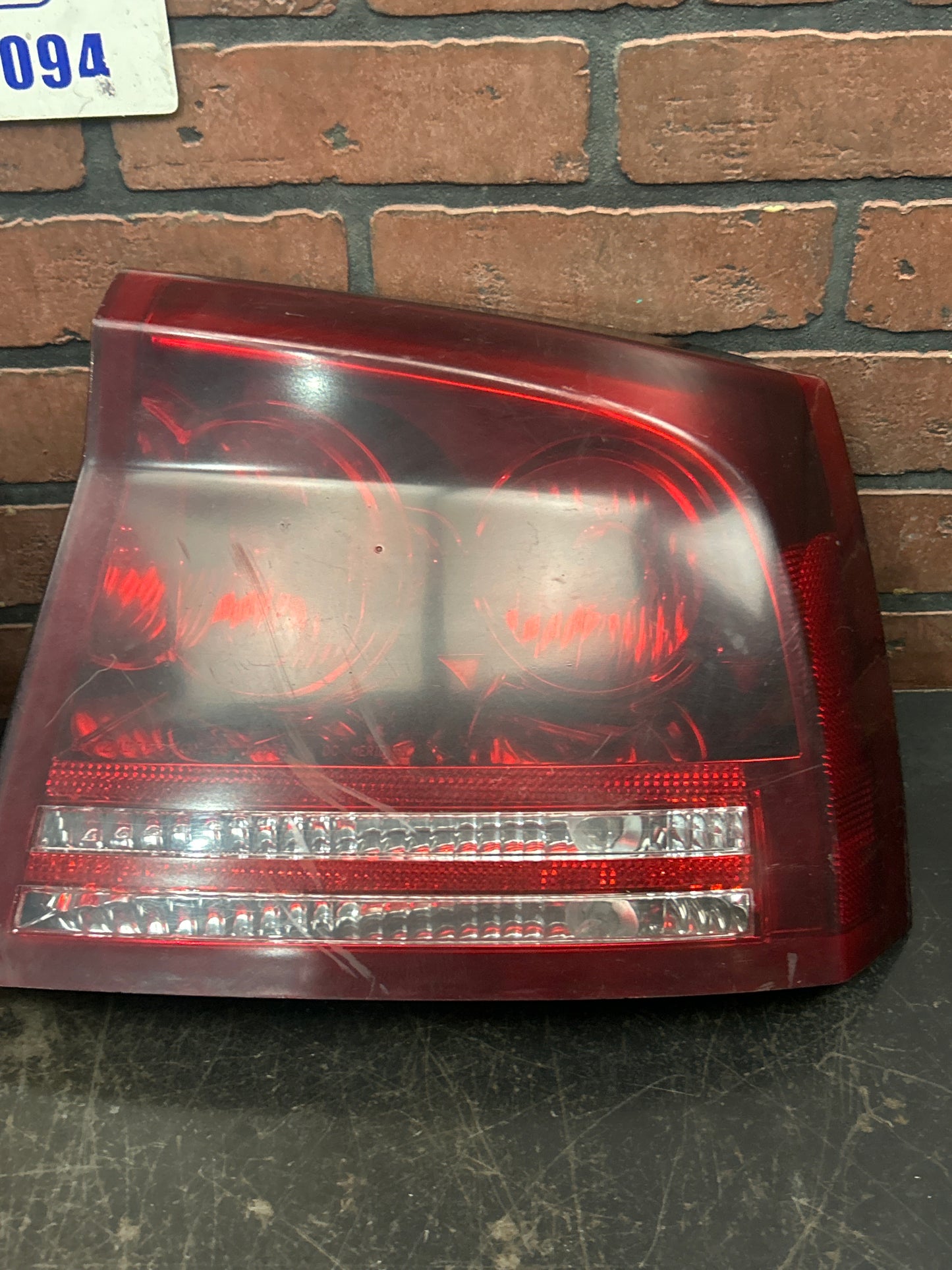DMG 2006-2008 Dodge Charger Rear Tail Light Lamp Assembly Set Pair OEM