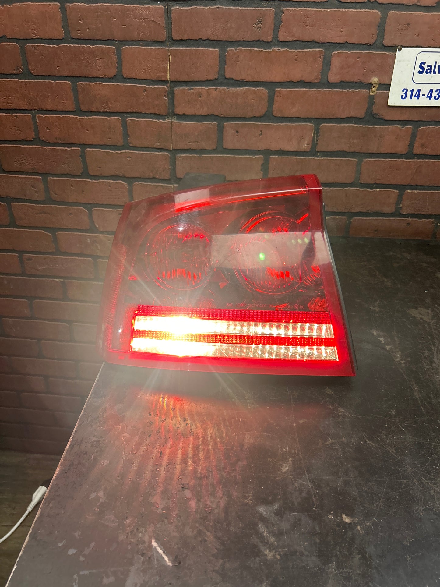 2006 2007 2008 Dodge Charger Rear Left Driver Side Tail Light Lamp Assembly OEM