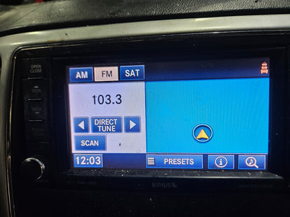 2011 - 2013 Jeep Grand Cherokee Tested Navigation Screen Radio Receiver OEM