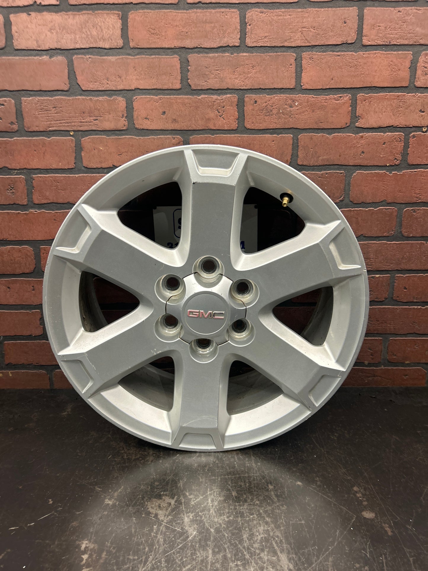 2007-2017 GMC Acadia Outlook 18” 18x7.5 OEM Wheel Rim Assembly Factory Silver