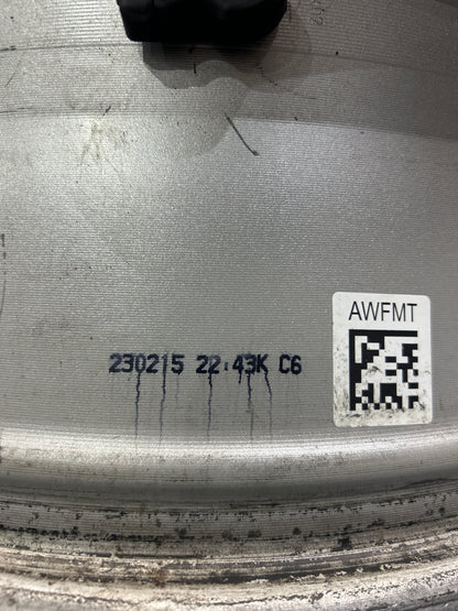 2007-2017 GMC Acadia Outlook 18” 18x7.5 OEM Wheel Rim Assembly Factory Silver