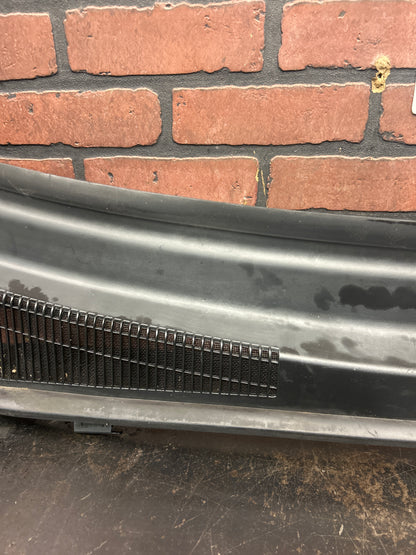 11-15 JEEP GRAND CHEROKEE SRT OEM WINDSHIELD WIPER COWL PANEL VENT GRILLE COVER