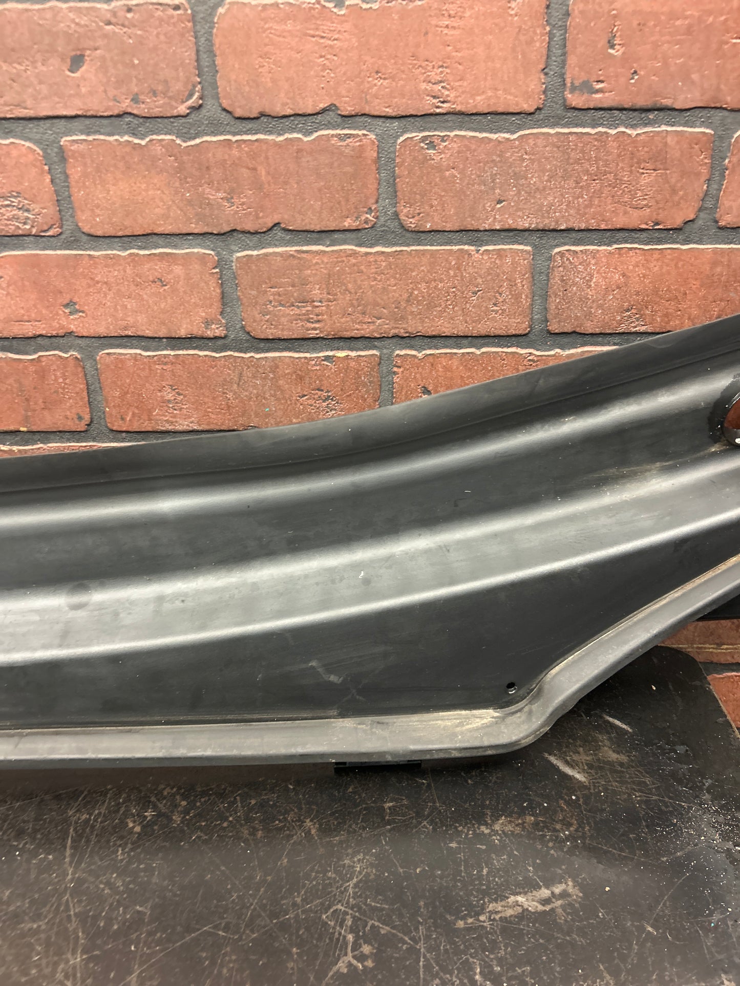 11-15 JEEP GRAND CHEROKEE SRT OEM WINDSHIELD WIPER COWL PANEL VENT GRILLE COVER