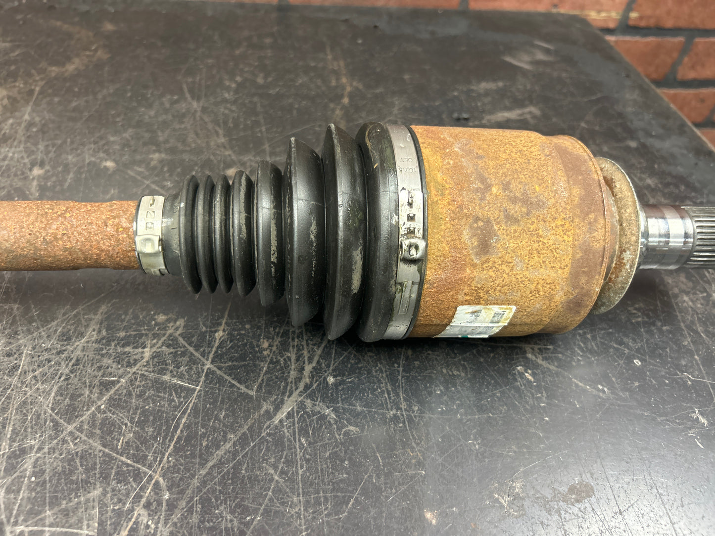 2011 - 2021 JEEP GRAND CHEROKEE SRT OEM REAR PASSENGER RIGHT CV SHAFT AXLE LINE