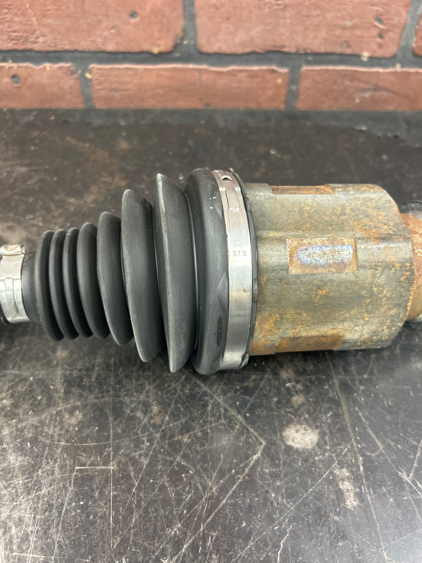 2011-12 JEEP GRAND CHEROKEE FRONT RIGHT PASSENGER SIDE AXLE SHAFT HALFSHAFT OEM