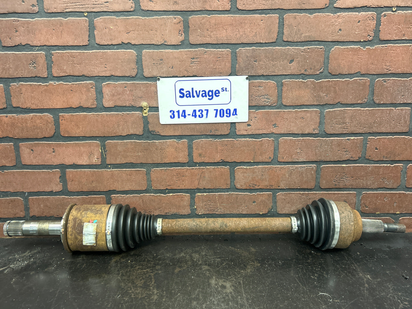 2011-2012 JEEP GRAND CHEROKEE FRONT LEFT DRIVER SIDE AXLE SHAFT HALFSHAFT OEM