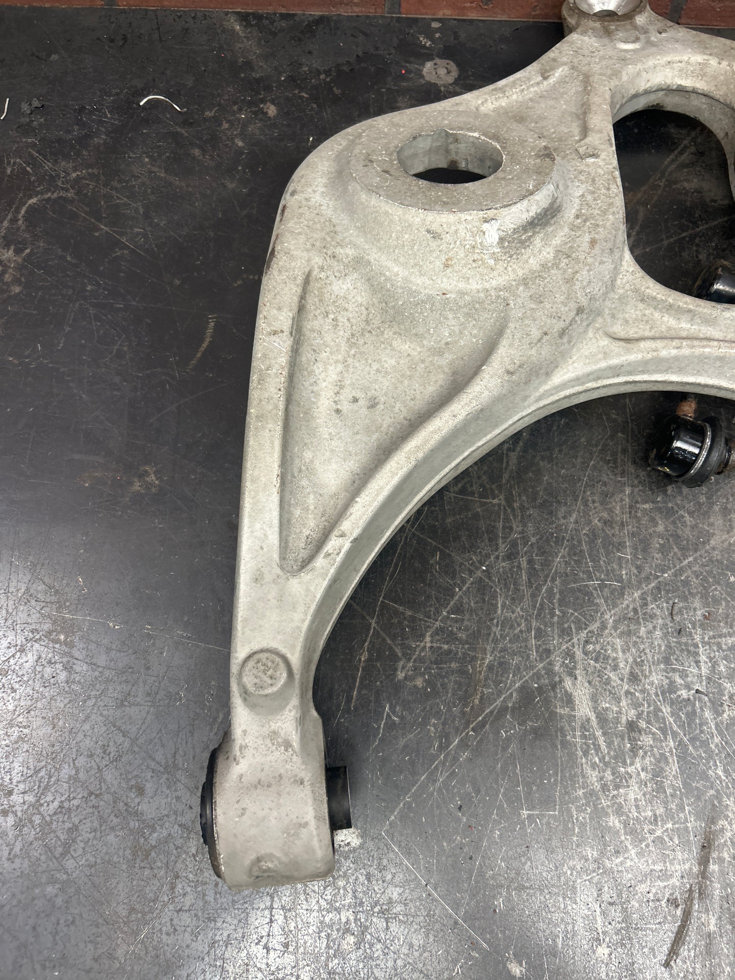 14-21 GRAND CHEROKEE DURANGO 3.7 5.7 6.4 REAR DRIVER LEFT CONTROL ARM OEM