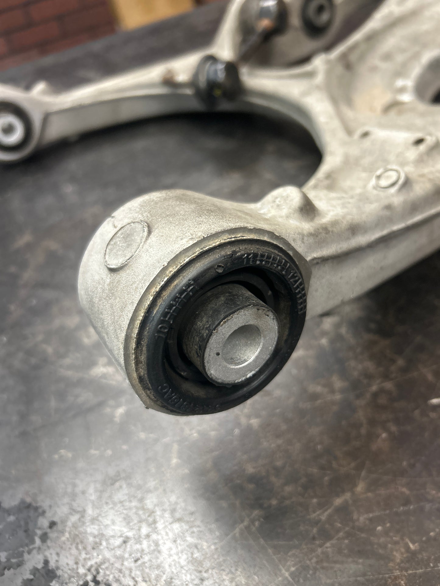 14-21 GRAND CHEROKEE DURANGO 3.7 5.7 6.4 REAR DRIVER LEFT CONTROL ARM OEM